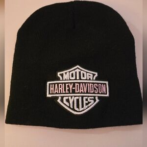 Harley-Davidson WomenEmbroidered Pink/White Bar & Shield Knit Beanie